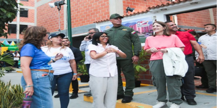Presidenta Delcy Rodríguez entregó edificios rehabilitados como parte del Plan Venezuela Renace