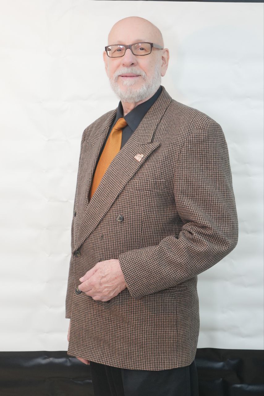 RAMÓN CARCAÑO